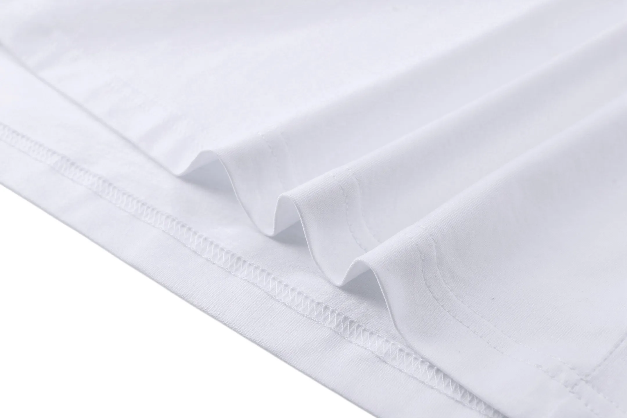 Salnt Laurent （White） 2,322 ， 50 170 ， YSL White T ， YSL ， 。 ， ， Same Style ， ， ， ， Same Style。 Size:S-M-L-XL